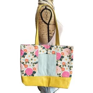 NEW - DAISIES custom handcrafted vintage style shoulder market bag